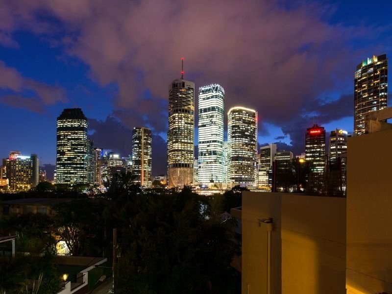 123 Main Street, Kangaroo Point QLD 4169