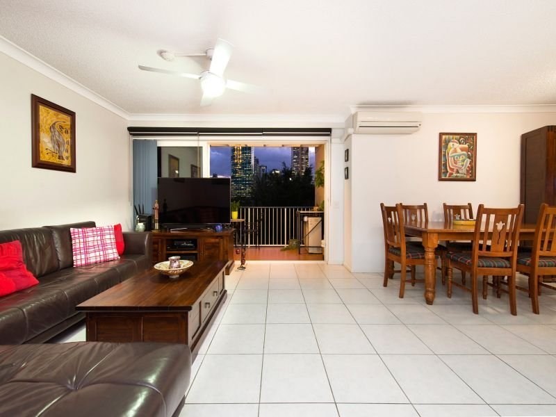 123 Main Street, Kangaroo Point QLD 4169