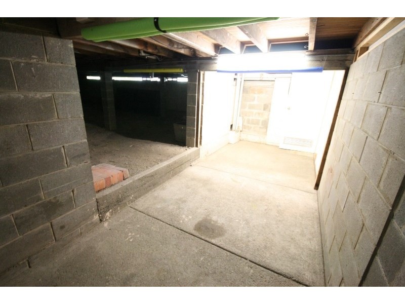 110 McIlwraith Avenue, Norman Park QLD 4170