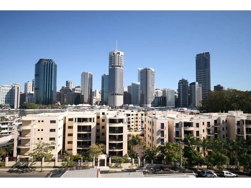 165 Main Street, Kangaroo Point QLD 4169