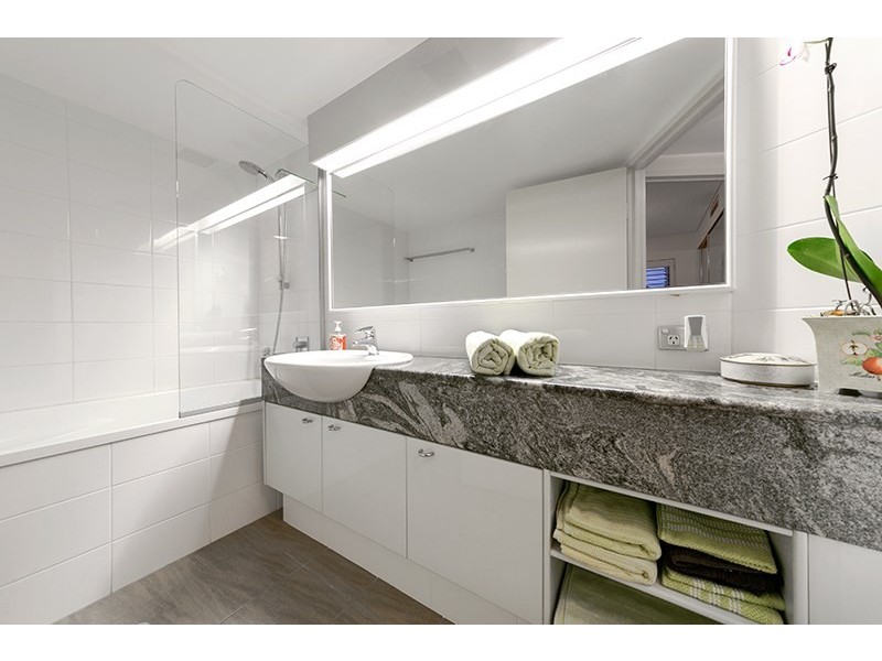 13/16 Bright Street, Kangaroo Point QLD 4169