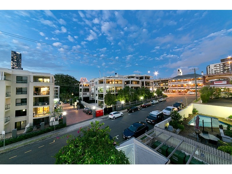 13/16 Bright Street, Kangaroo Point QLD 4169