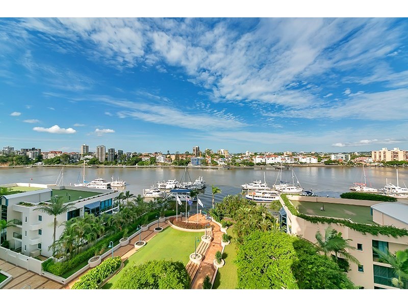 30/2 Goodwin Street, Kangaroo Point QLD 4169