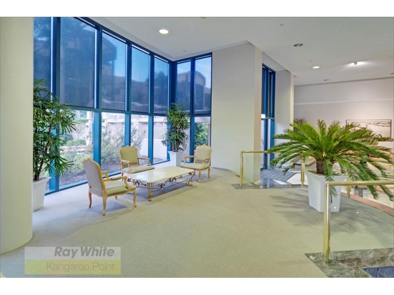 30/2 Goodwin Street, Kangaroo Point QLD 4169