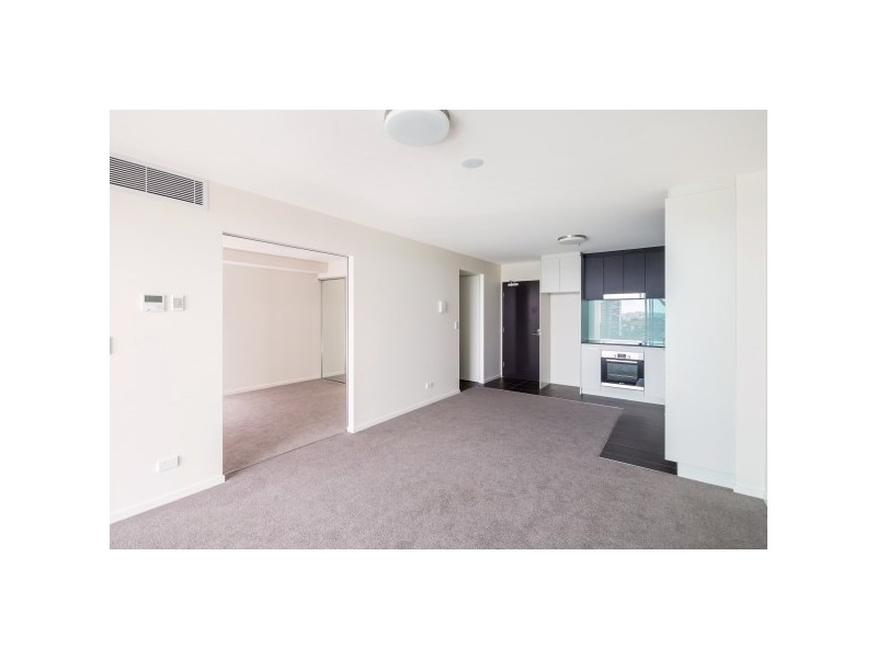 18 Thorn Street, Kangaroo Point QLD 4169