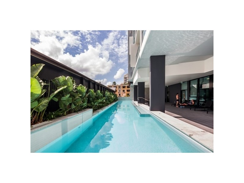 18 Thorn Street, Kangaroo Point QLD 4169