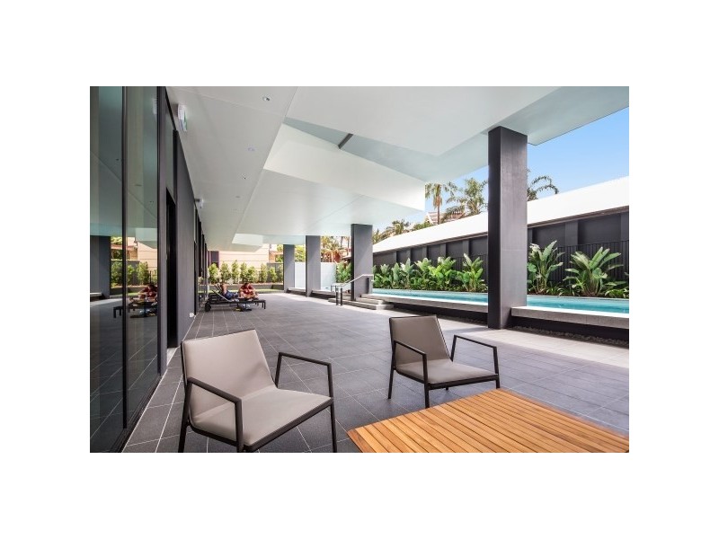 18 Thorn Street, Kangaroo Point QLD 4169