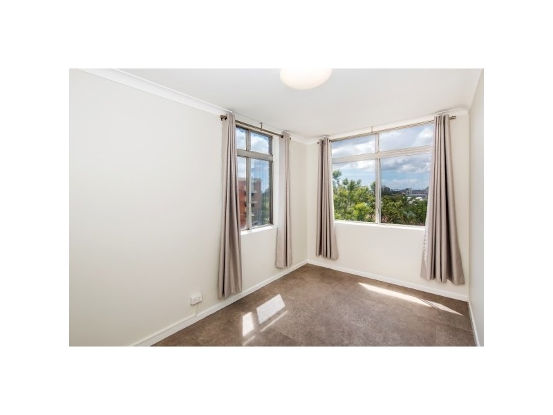 108 River Terrace, Kangaroo Point QLD 4169