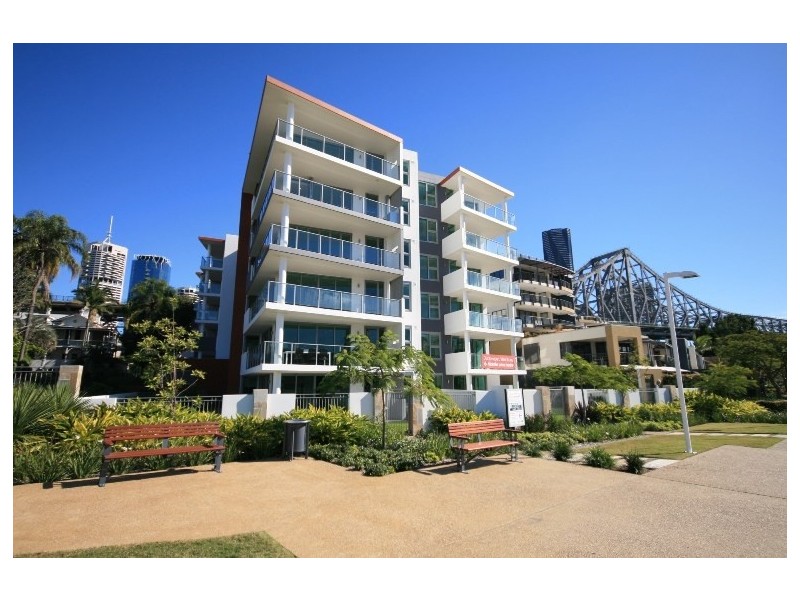 25 Anderson Street, Kangaroo Point QLD 4169