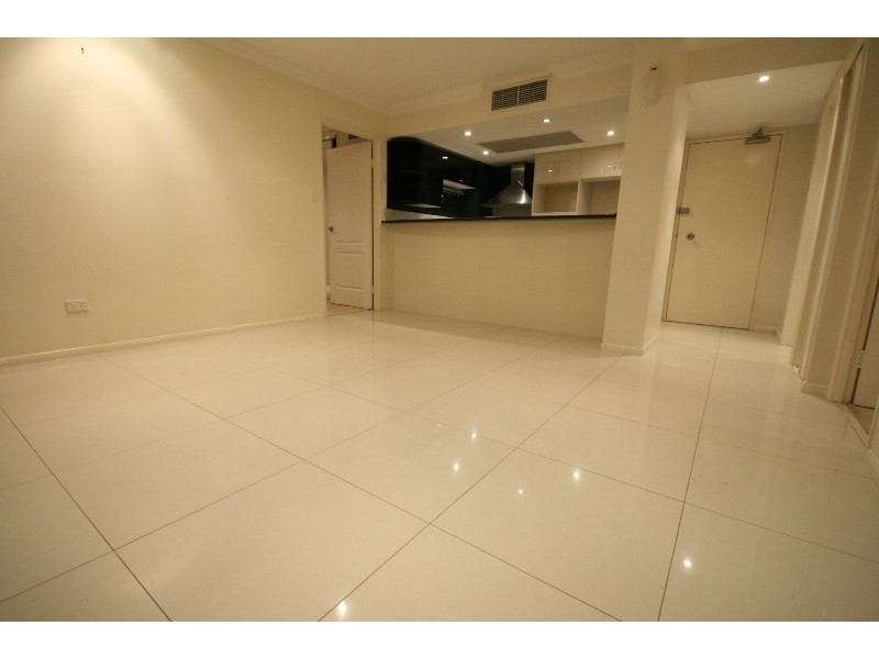36 MacDonald Street, Kangaroo Point QLD 4169