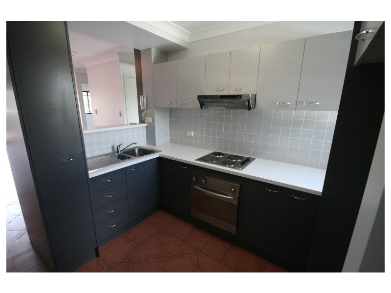 106 Linton Street, Kangaroo Point QLD 4169