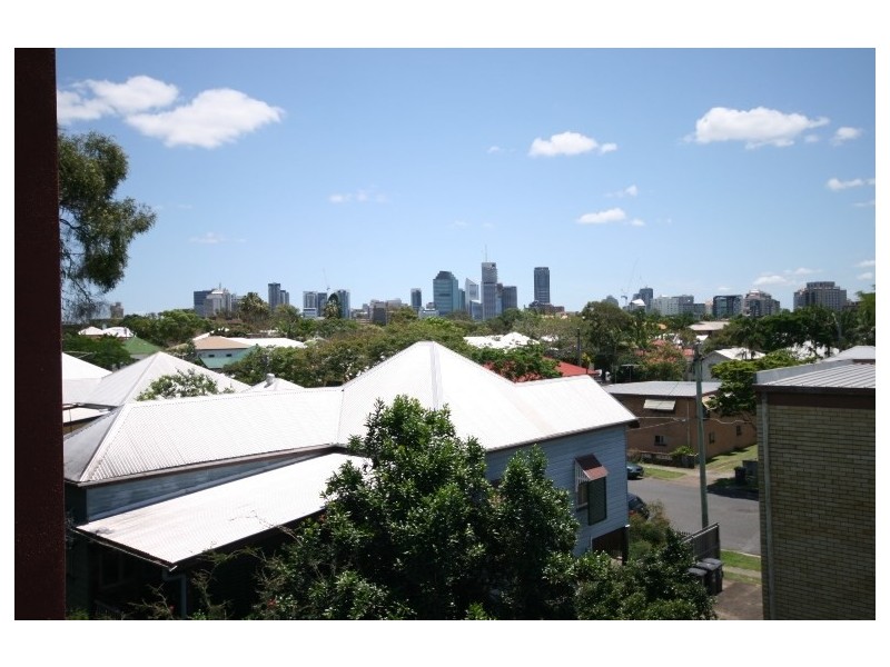 106 Linton Street, Kangaroo Point QLD 4169
