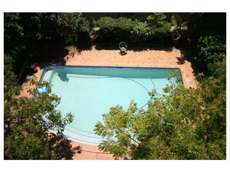 106 Linton Street, Kangaroo Point QLD 4169