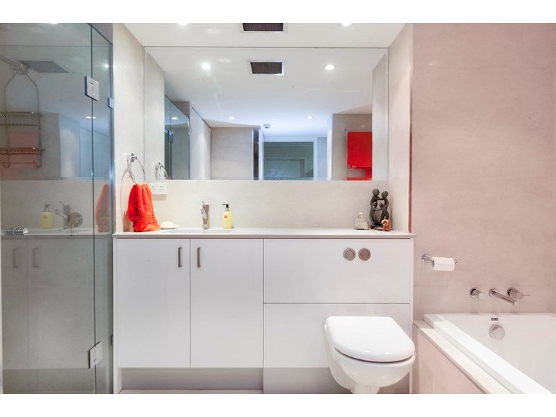 12/57 Lambert Street, Kangaroo Point QLD 4169