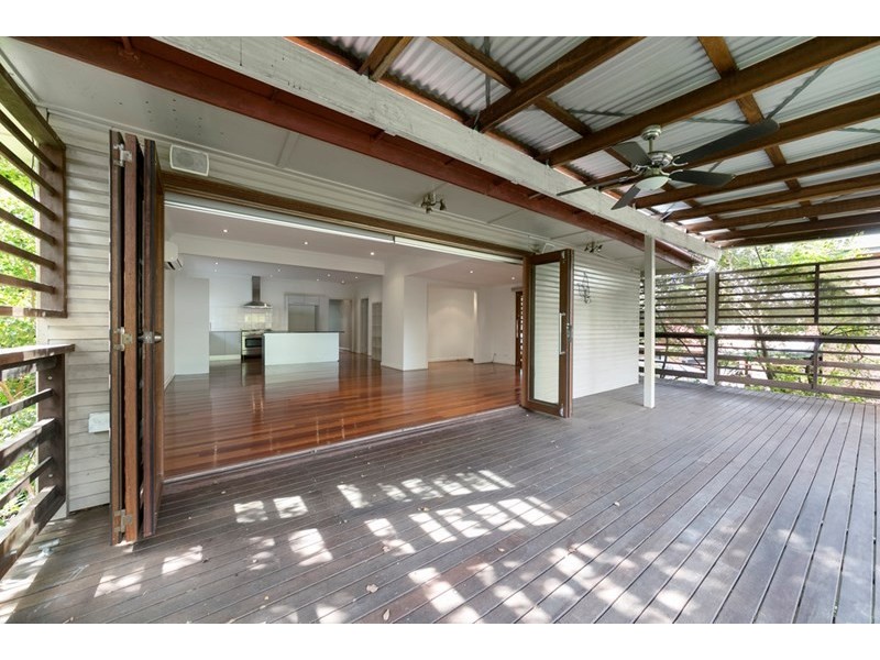 507 Vulture St E, East Brisbane QLD 4169