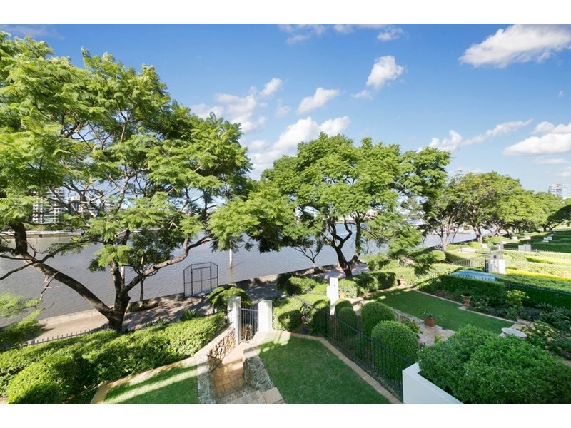 2009/56 Wharf Street, Kangaroo Point QLD 4169