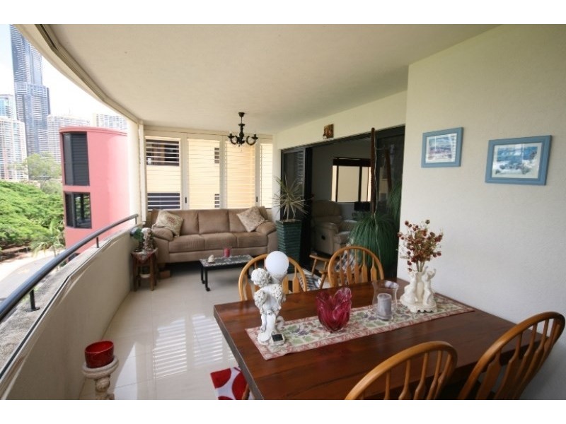 36 MacDonald Street, Kangaroo Point QLD 4169