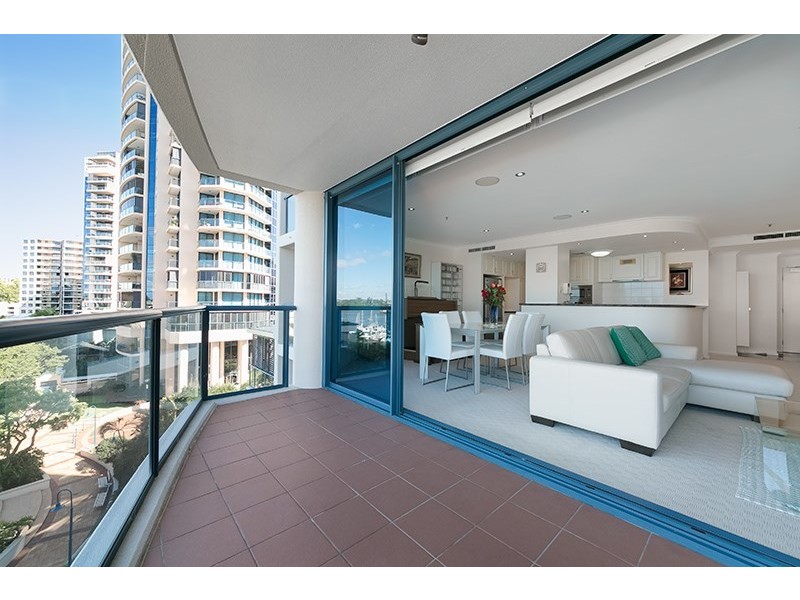 22/8 Goodwin Street, Kangaroo Point QLD 4169