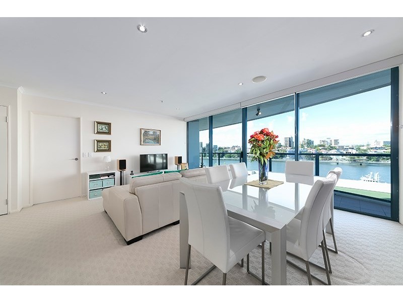 22/8 Goodwin Street, Kangaroo Point QLD 4169