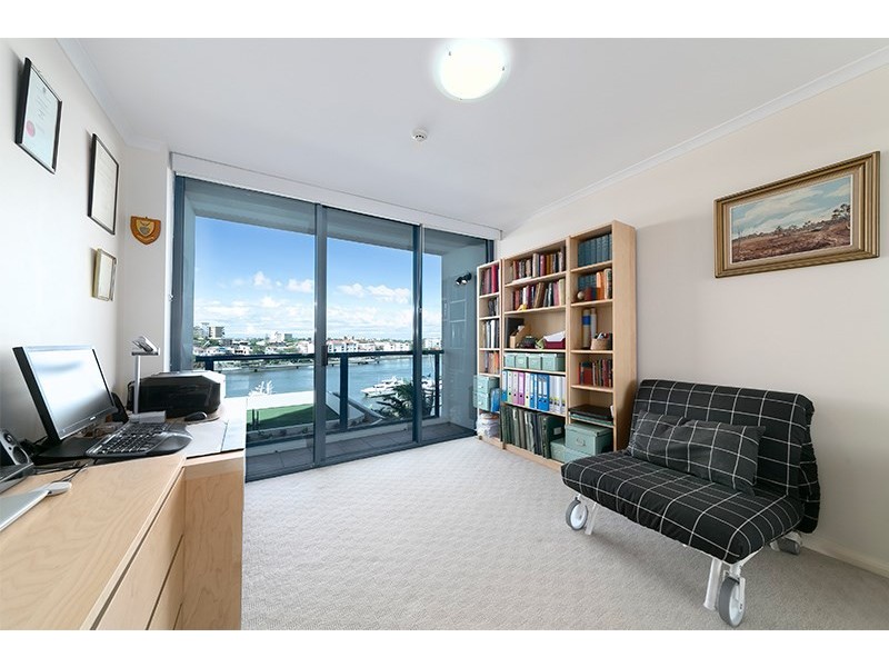 22/8 Goodwin Street, Kangaroo Point QLD 4169