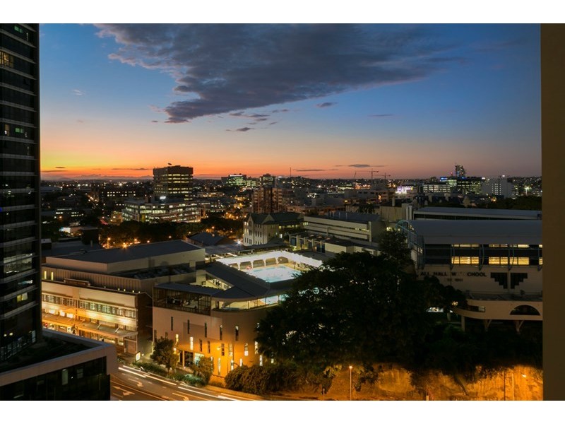 32 Macrossan Street, Brisbane QLD 4000