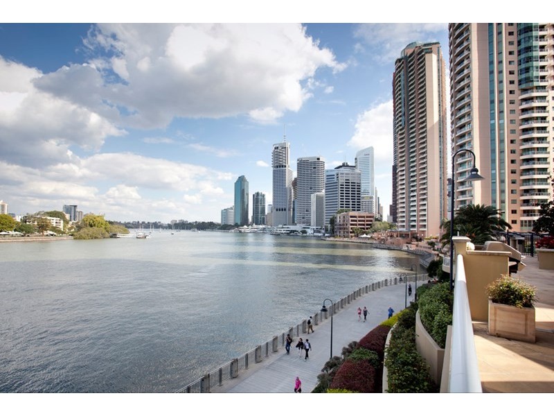 32 Macrossan Street, Brisbane QLD 4000