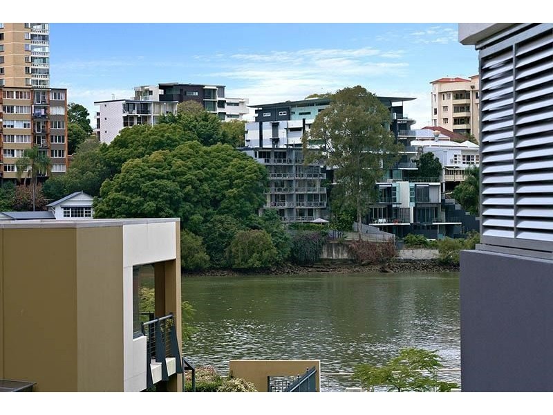 2212/25 Anderson Street, Kangaroo Point QLD 4169