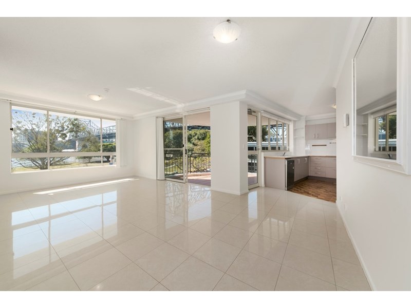 116/98 Holman Street, Kangaroo Point QLD 4169