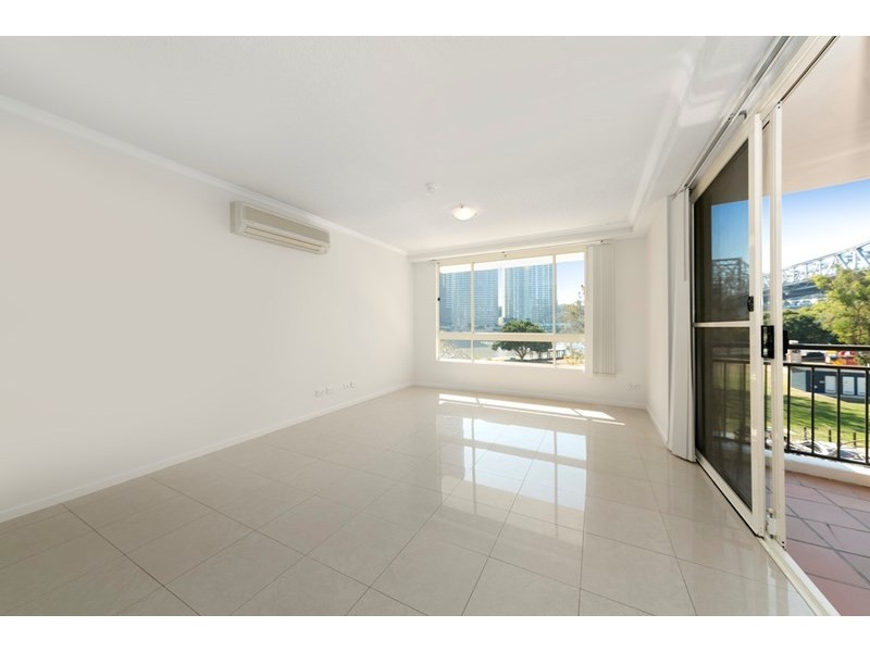 116/98 Holman Street, Kangaroo Point QLD 4169
