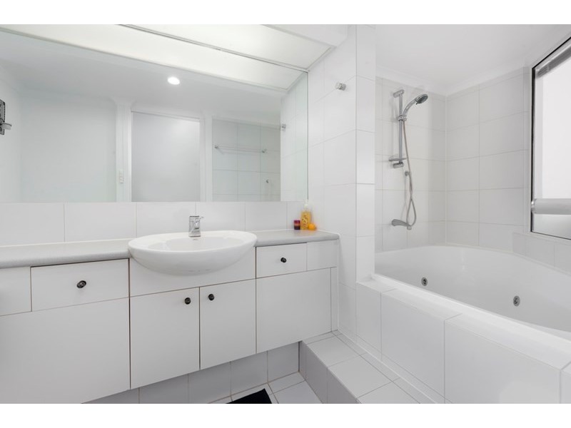 38/78 Cairns Street, Kangaroo Point QLD 4169