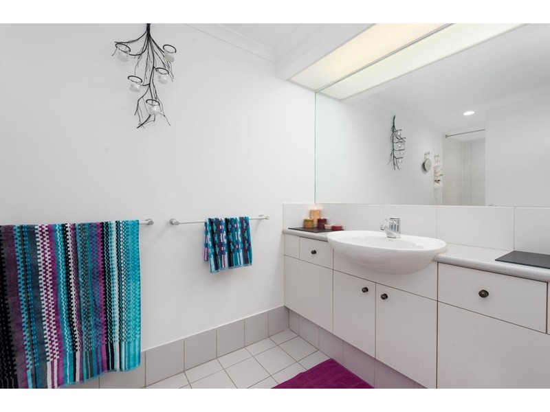 38/78 Cairns Street, Kangaroo Point QLD 4169