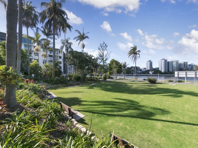 3602/25 Anderson Street, Kangaroo Point QLD 4169