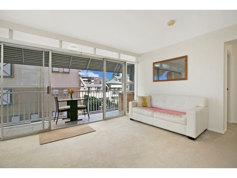 22/64 Thorn Street, Kangaroo Point QLD 4169