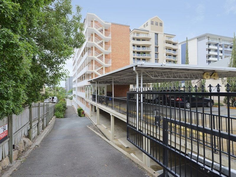 22/64 Thorn Street, Kangaroo Point QLD 4169