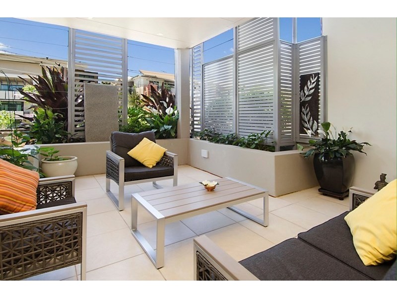 1/15 Halford Street, Newstead QLD 4006