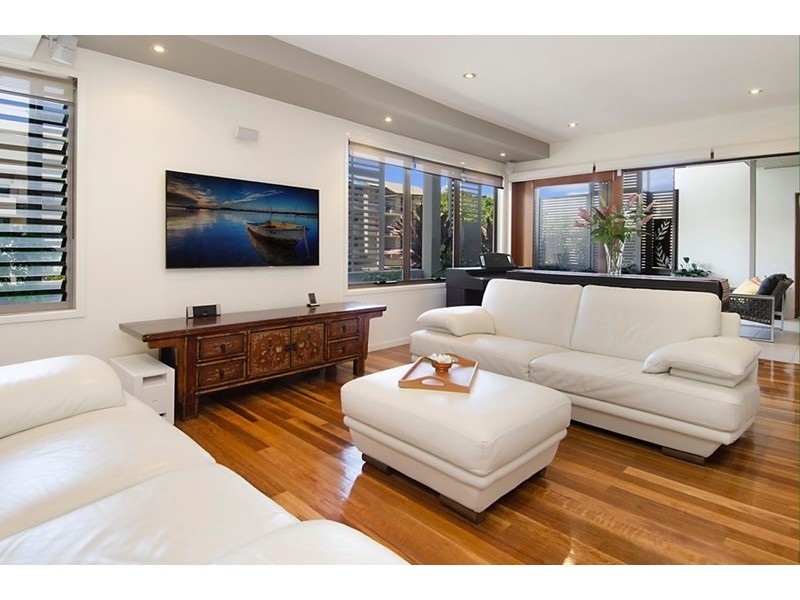 1/15 Halford Street, Newstead QLD 4006