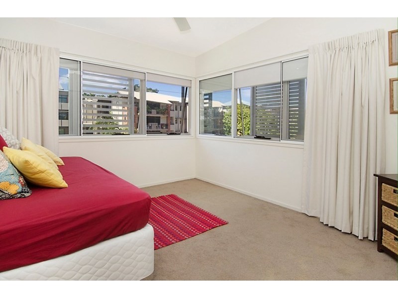 1/15 Halford Street, Newstead QLD 4006