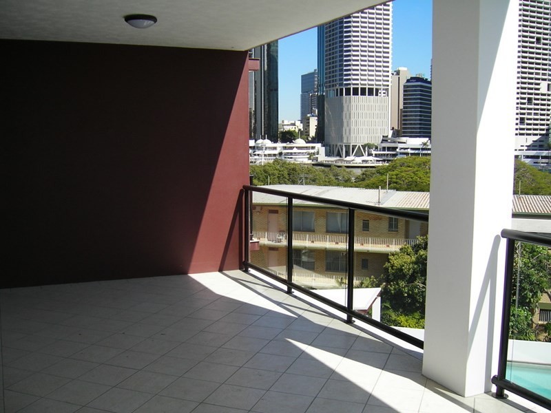 52/161 Main Street, Kangaroo Point QLD 4169