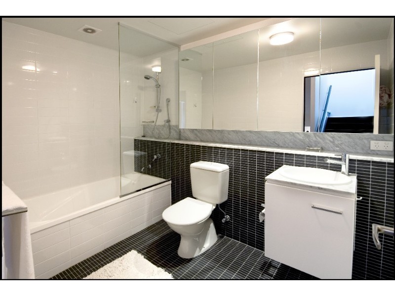 89 Lambert Street, Kangaroo Point QLD 4169