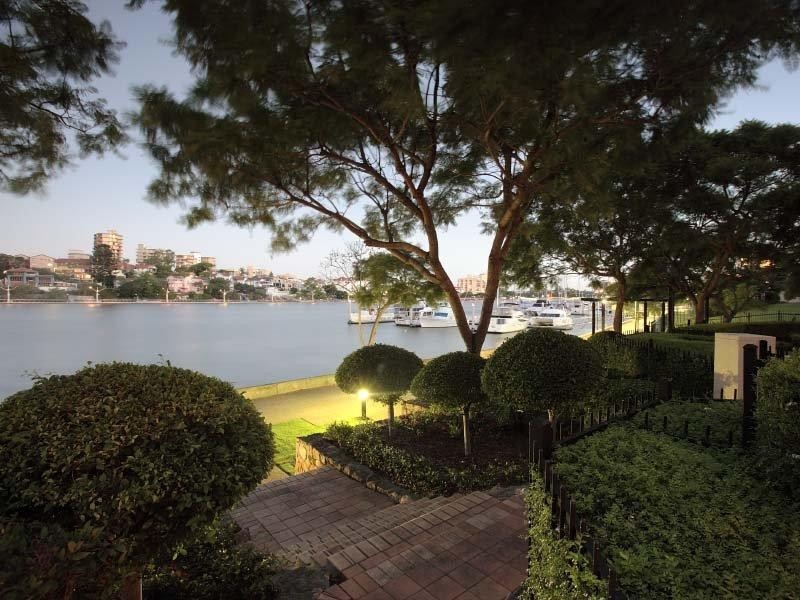 50 Rotherham Street, Kangaroo Point QLD 4169