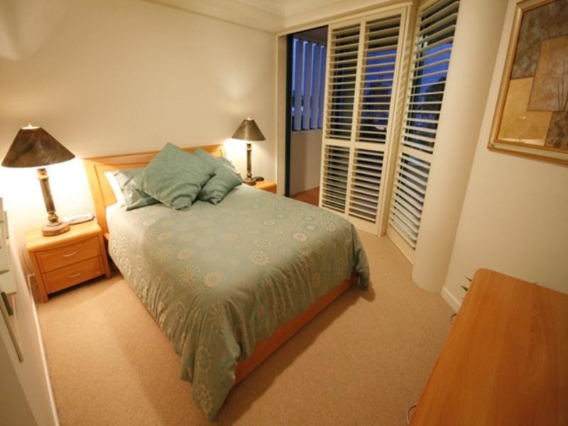 78 Cairns Street, Kangaroo Point QLD 4169