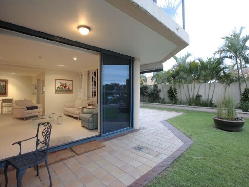 8 Goodwin Street, Kangaroo Point QLD 4169