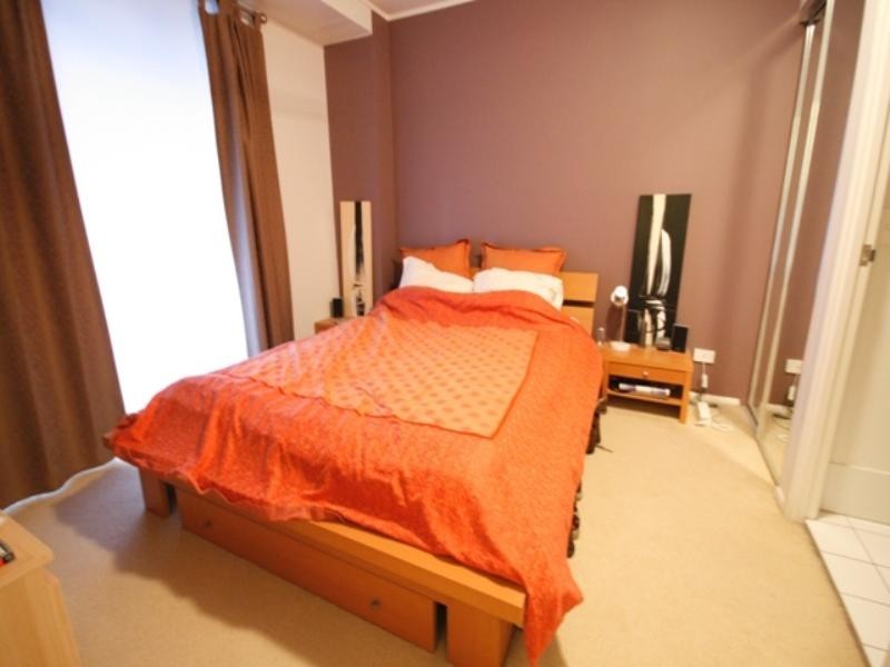 15 Goodwin Street, Kangaroo Point QLD 4169