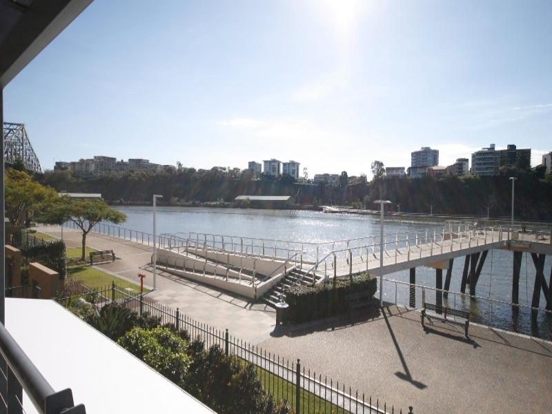 1 Holman Street, Kangaroo Point QLD 4169