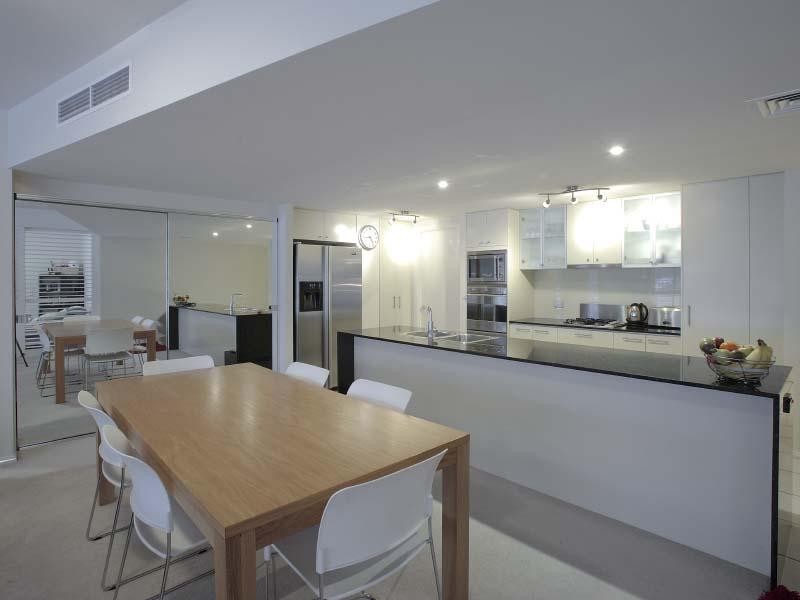 1 Holman Street, Kangaroo Point QLD 4169