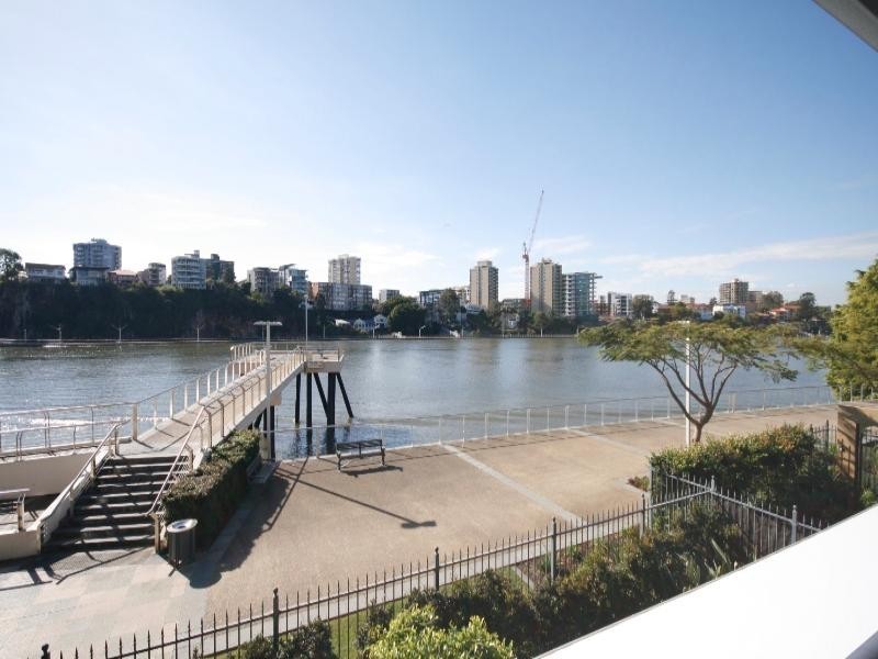 1 Holman Street, Kangaroo Point QLD 4169