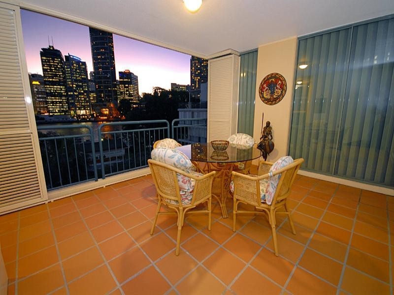 Level 4 19 Wicklow Street, Kangaroo Point QLD 4169