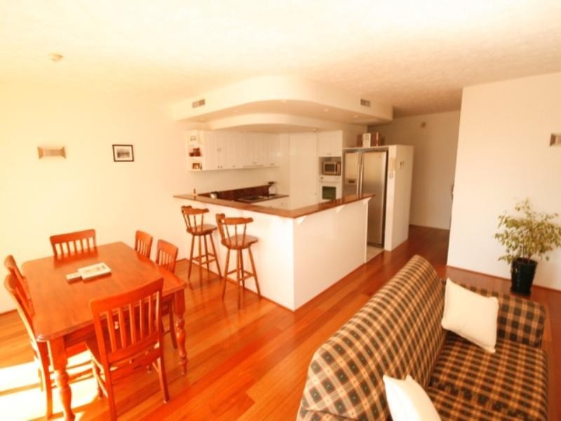 10 Park Avenue, Kangaroo Point QLD 4169