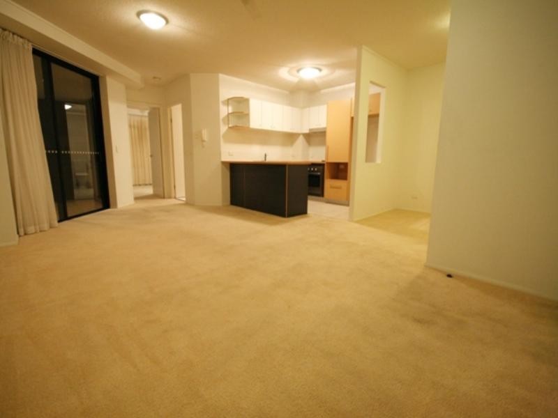 15 Goodwin Street, Kangaroo Point QLD 4169