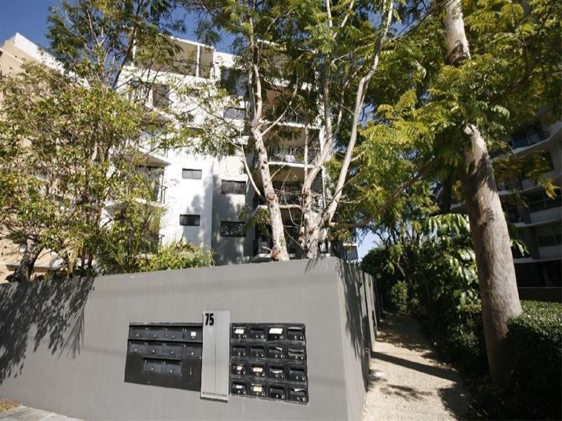 75 Thorn Street, Kangaroo Point QLD 4169